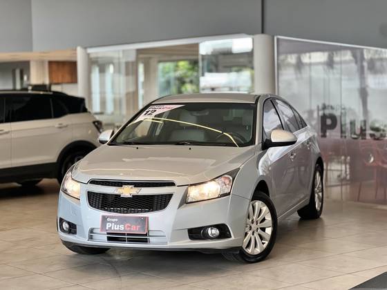 CHEVROLET CRUZE 1.8 LTZ 16V FLEX 4P AUTOMÁTICO CHEVROLET CRUZE 1.8 LTZ 16V FLEX 4P AUTOMÁTICO